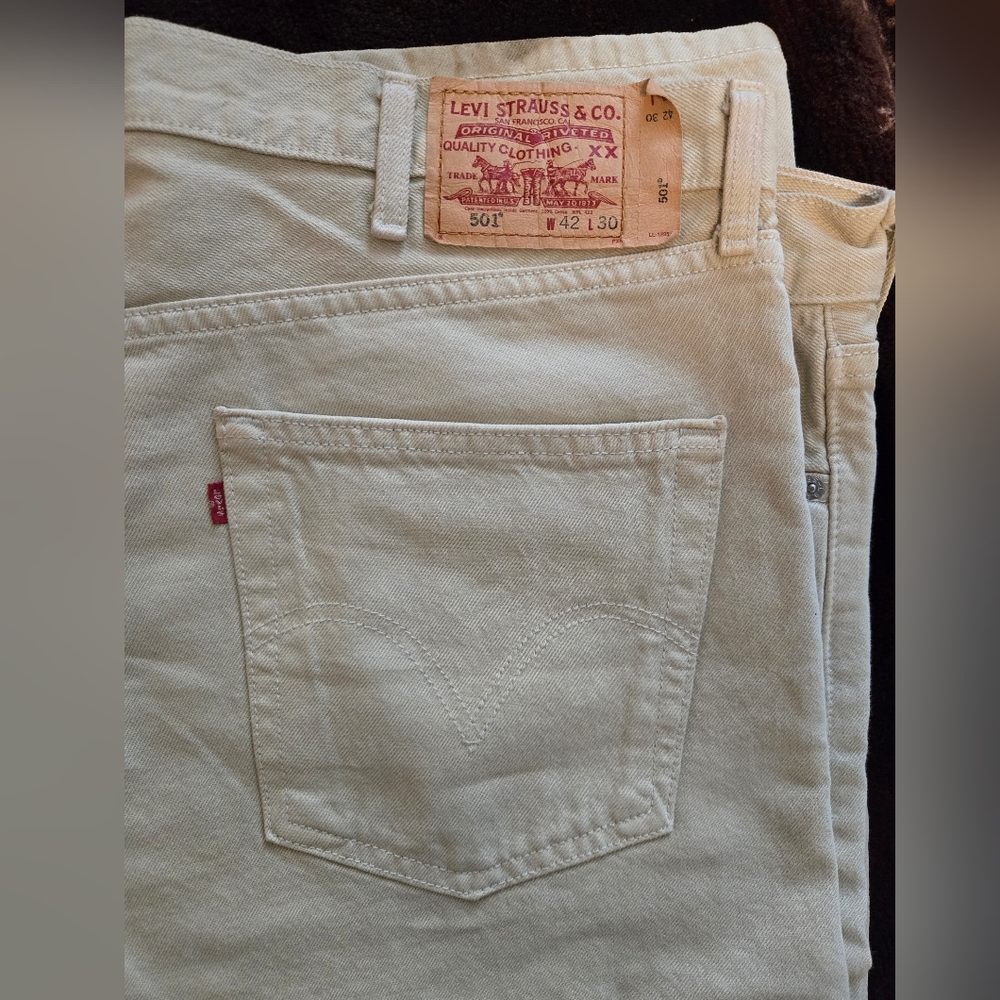 Levi's Men's Cream Jeans